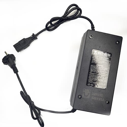 Р‘С‹СЃС‚СЂРѕРµ Р·Р°СЂСЏРґРЅРѕРµ СѓСЃС‚СЂРѕР№СЃС‚РІРѕ РґР»СЏ СЌР»РµРєС‚СЂРѕСЃР°РјРѕРєР°С‚Р° 60Р’ 5Рђ