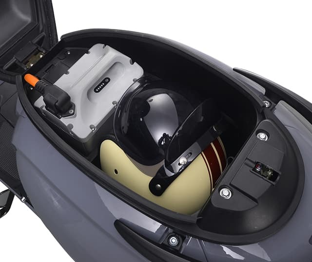 Электроскутер OKLA LG-PLUS. Фото 4